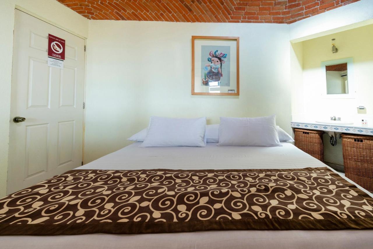 Capital O Cava Piedra Hotel Tequisquiapan Ngoại thất bức ảnh