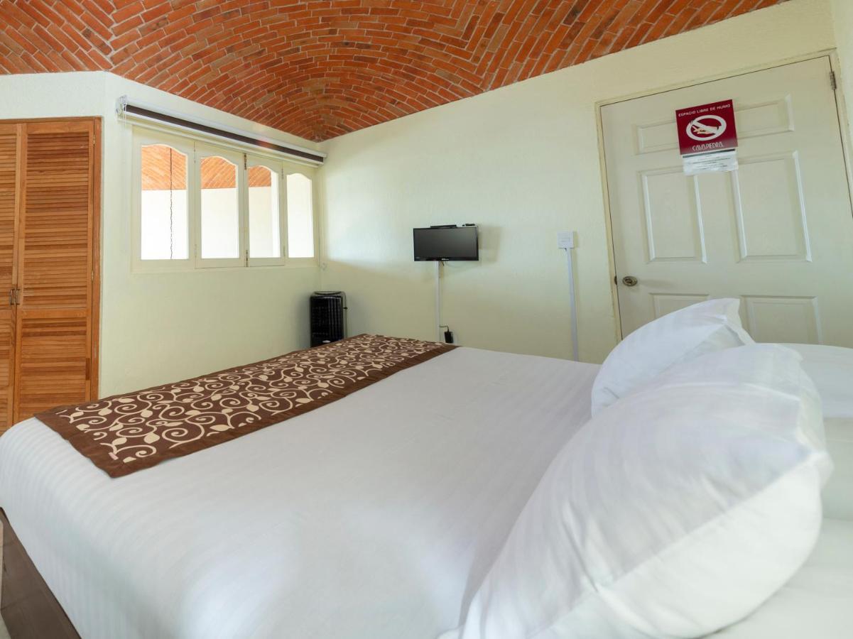 Capital O Cava Piedra Hotel Tequisquiapan Ngoại thất bức ảnh